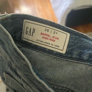 GAP Barrel jean high rise